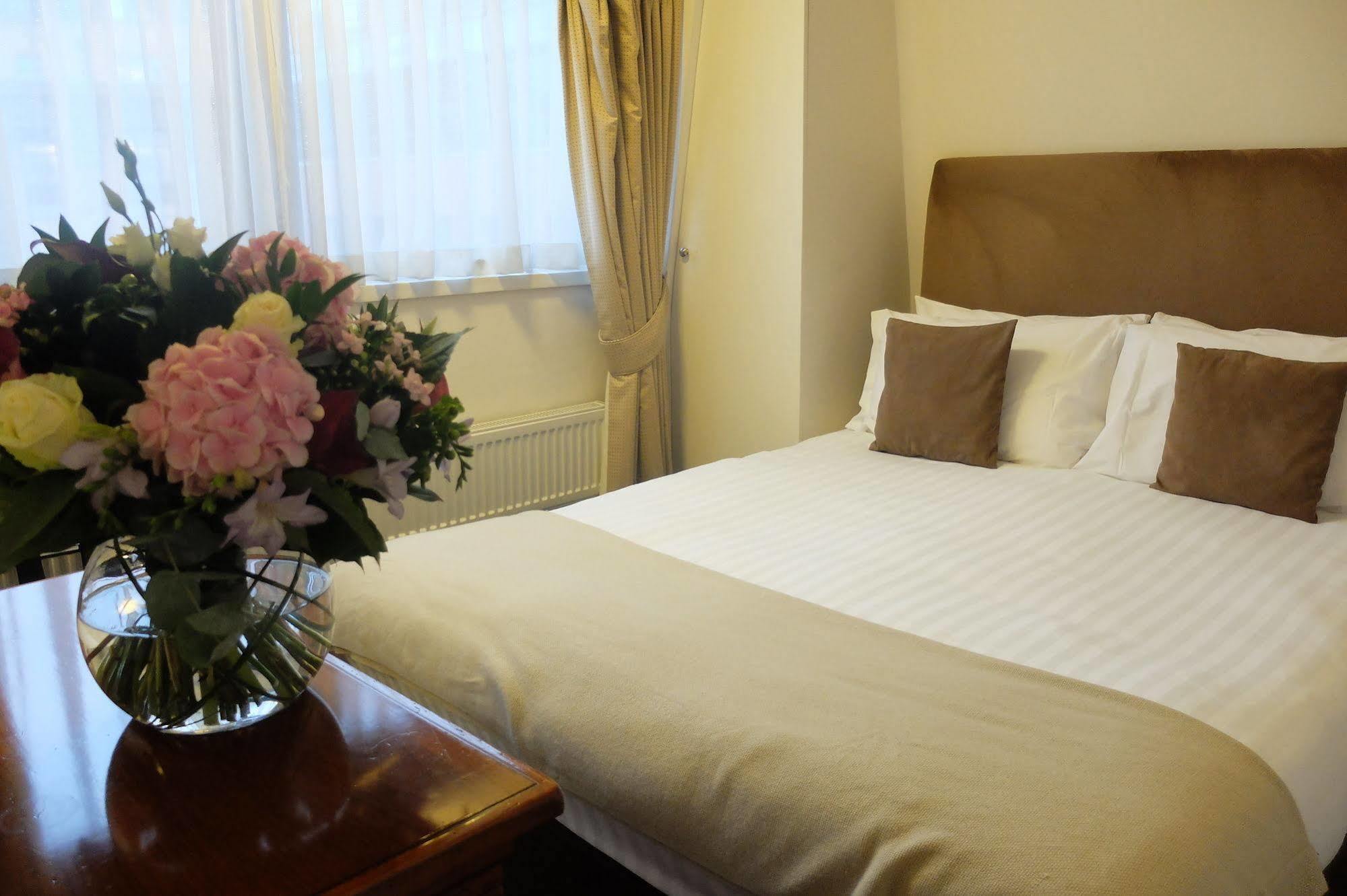 15 Basil Street Knightsbridge, Luxury Serviced Apartments Londra Exterior foto